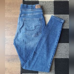 Levi Strauss Signature Super Skinny Size 8